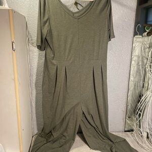 Cuddle duds cozy gray romper